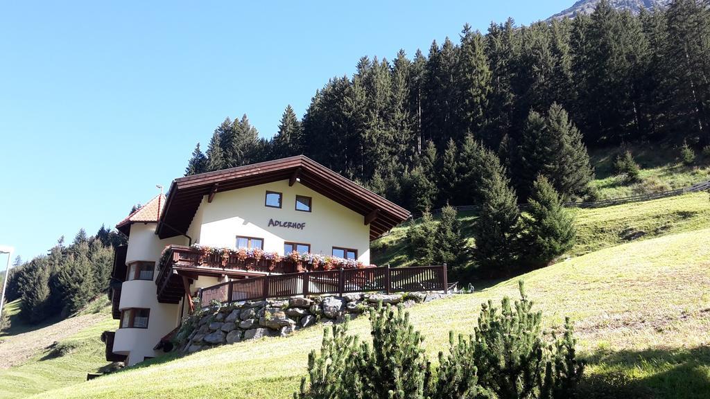 Adlerhof Apartment Sankt Leonhard im Pitztal Exterior photo